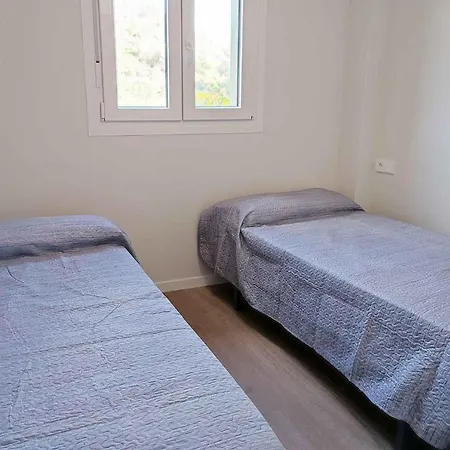 Wellingtonia Apartment *